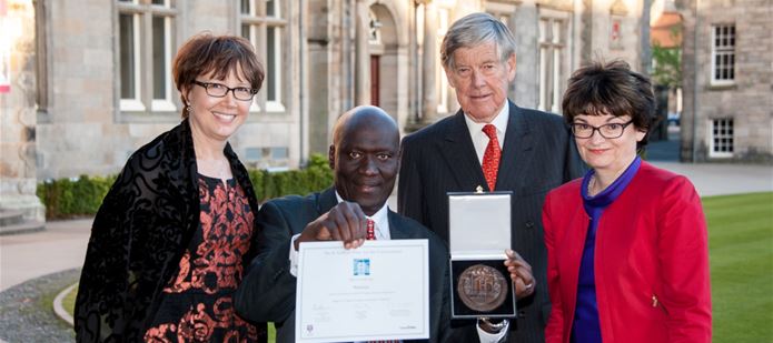 Plantwise wins the 2017 St Andrews Prize for the Environment